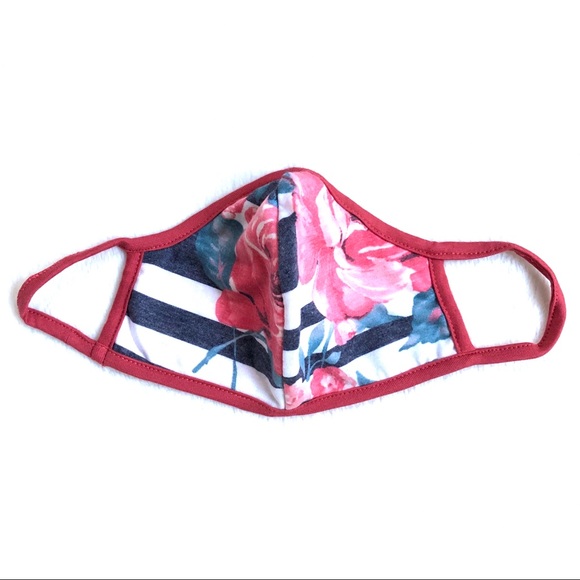 ❤️ 5 for $15 Floral Design Face Mask - Picture 3 of 7